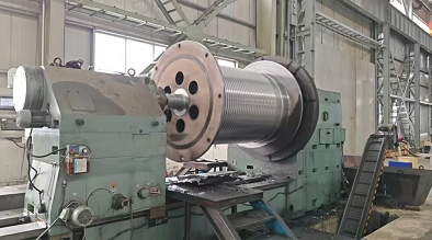 Tangshan Yuexin Machinery consegna con successo un tamburo per gru su misura del diametro di 2,5 metri per un cliente russo