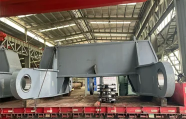 ​Come garantire il funzionamento stabile di attrezzature di grandi dimensioni con bracci di sollevamento per carichi pesanti? I componenti personalizzati di Tangshan Yuexin Machinery sono stati spediti con successo a Qinhuangdao